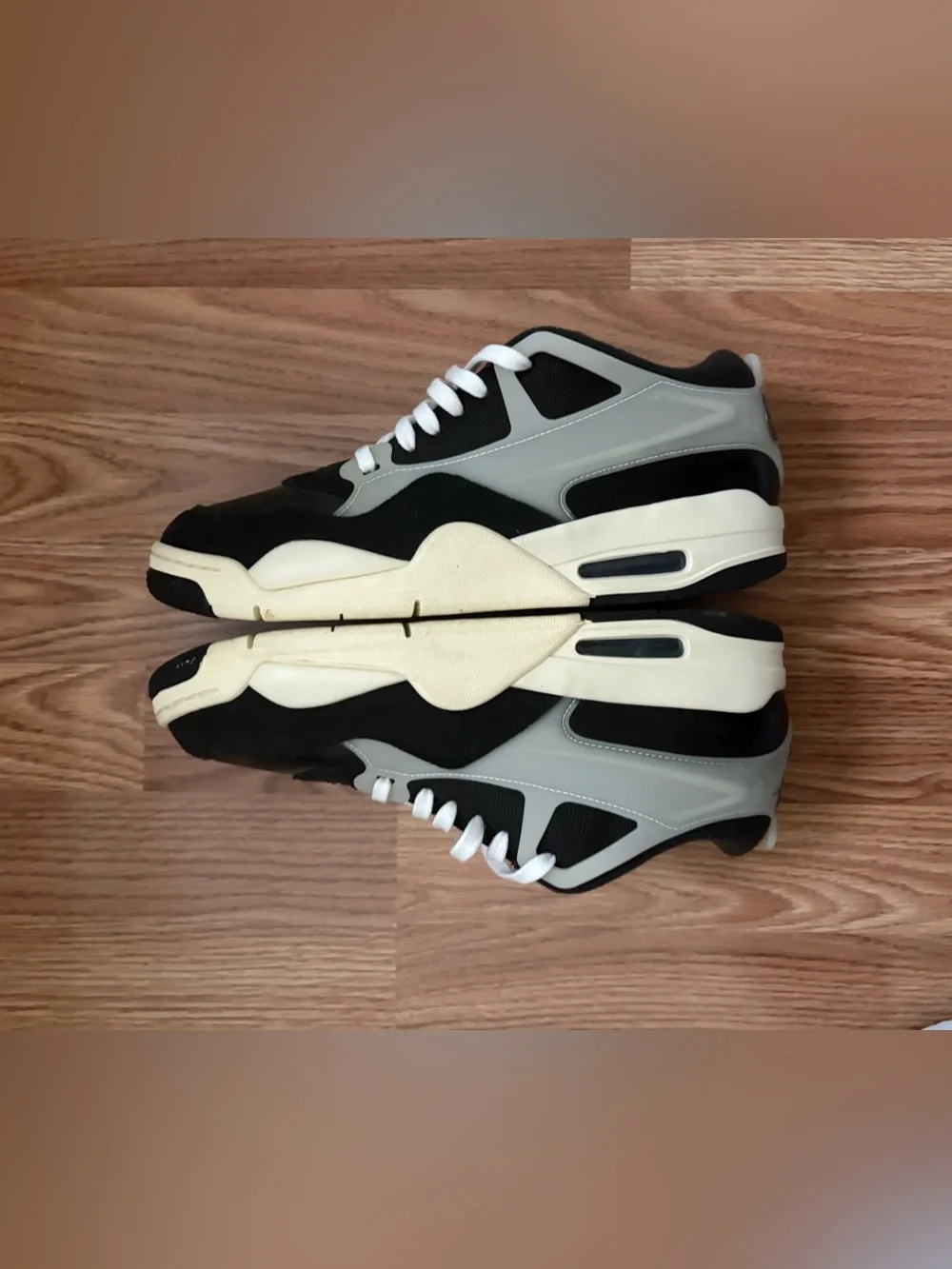 Men Jordan 4 RM